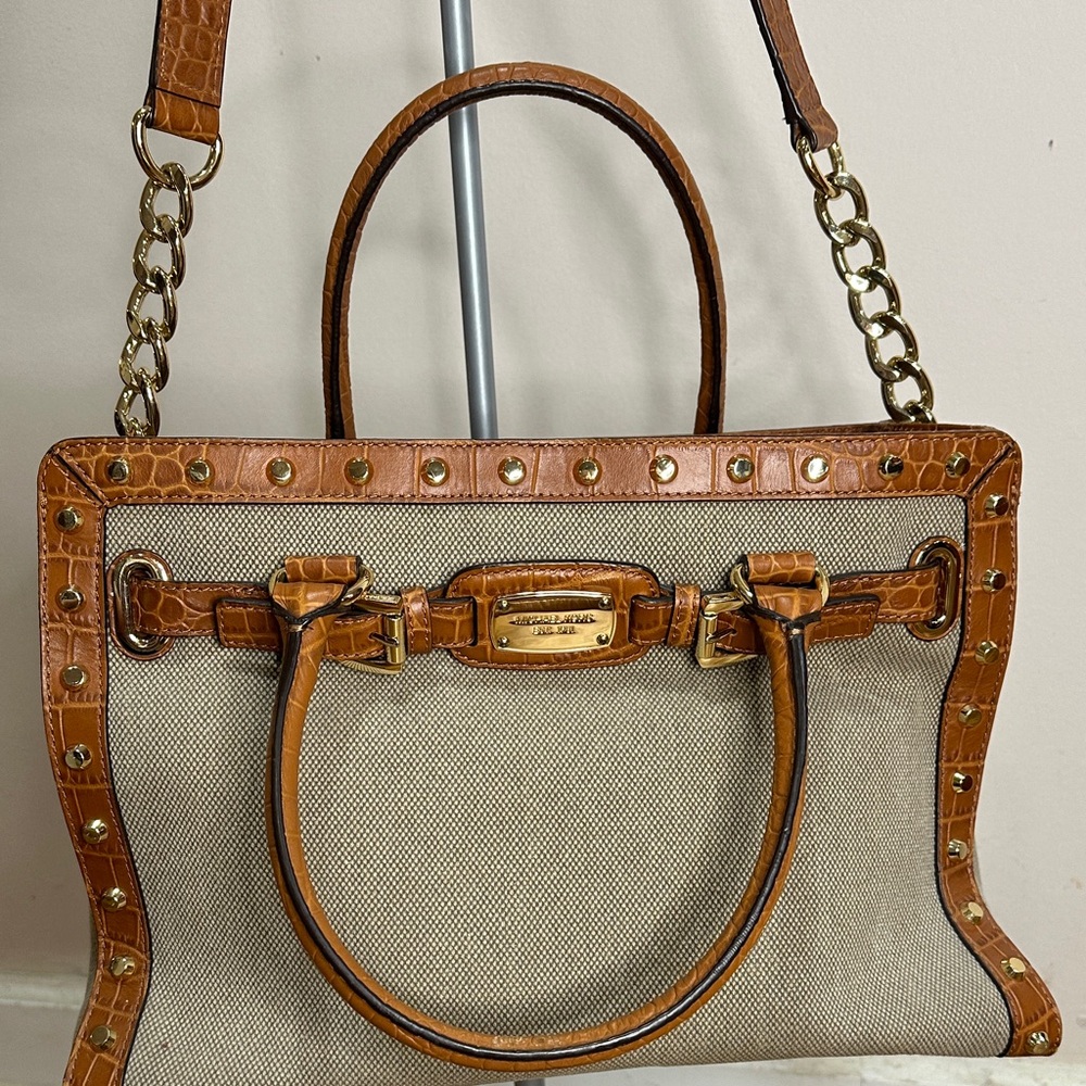 Michael Kors Brown Leather Shoulder Bag - Picture 2 of 8
